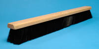 32-067 - Heavy duty floor brush with 5' pole, threaded