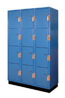 70-085 - Statesman locker, 15 openings