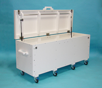 51-305 - Storage Box with wheels, 6ft
